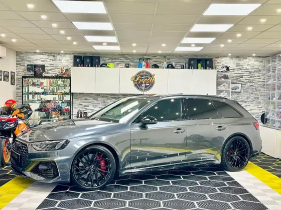 Audi RS 4 Avant après passage à l'atelier Fresh Detailing 95