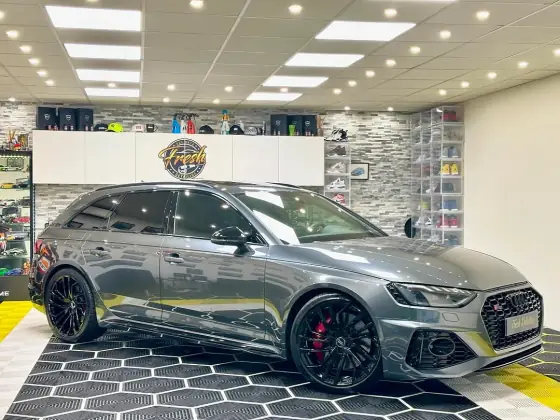 Audi RS 4 Avant — photo 8 de la réalisation