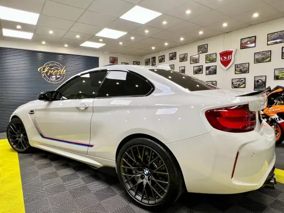 BMW M2 Compétition Édition Héritage — photo 8 de la réalisation