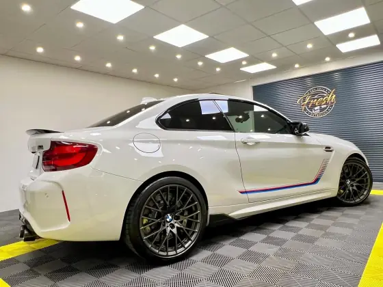 BMW M2 Compétition Édition Héritage — photo 10 de la réalisation