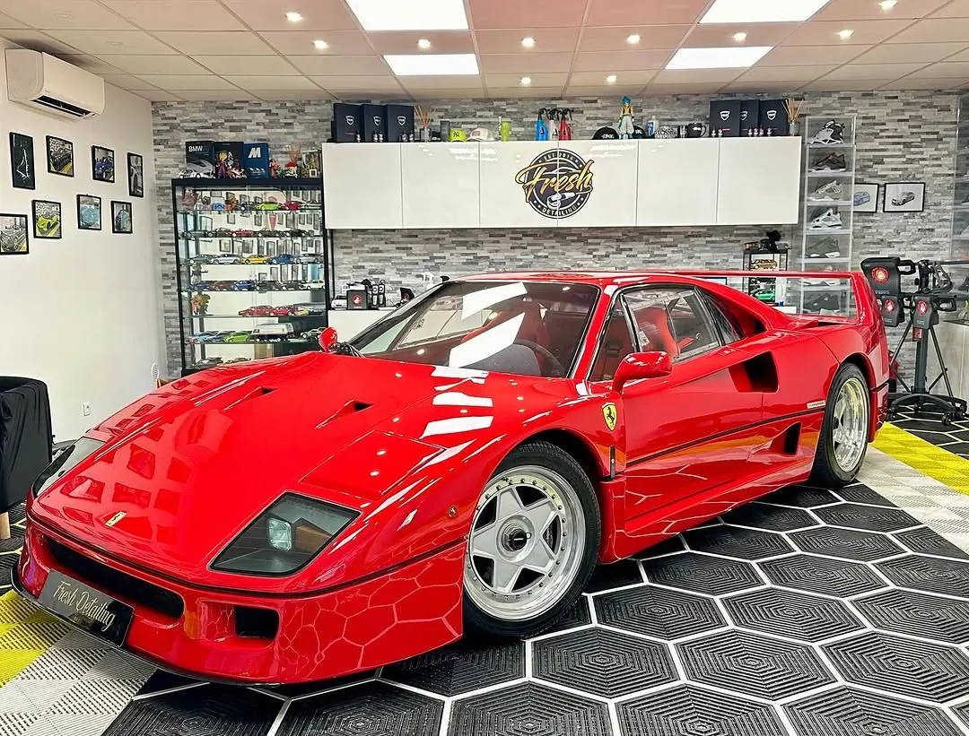 Ferrari F40 après passage à l'atelier Fresh Detailing 95