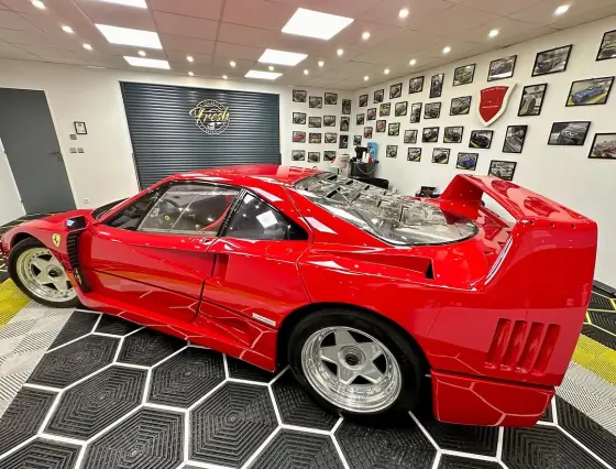 Ferrari F40 — photo 5 de la réalisation