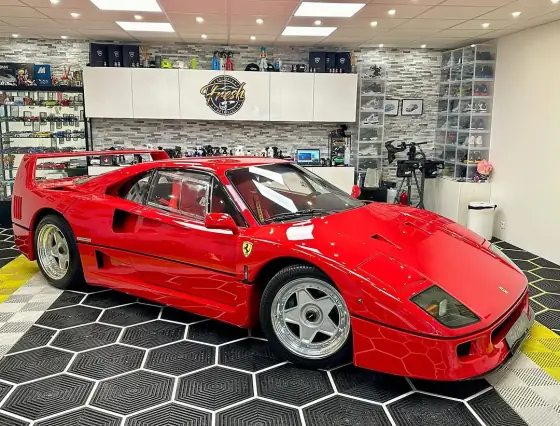 Ferrari F40 — photo 7 de la réalisation