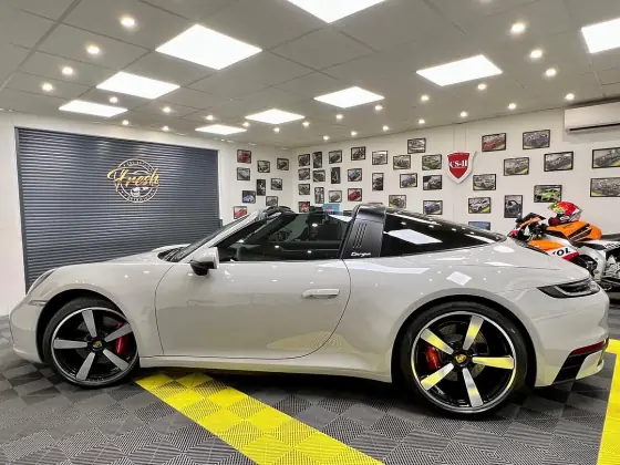 Porsche 911 992 Cabriolet — photo 8 de la réalisation