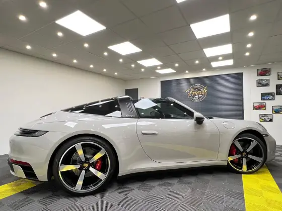 Porsche 911 992 Cabriolet — photo 9 de la réalisation
