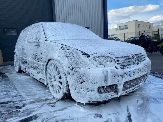 Volkswagen Golf R32 — photo 2 de la réalisation