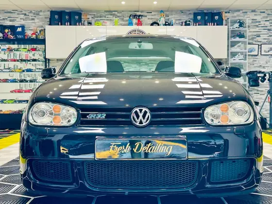 Volkswagen Golf R32 — photo 8 de la réalisation