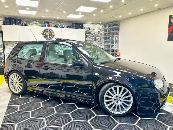 Volkswagen Golf R32 — photo 10 de la réalisation